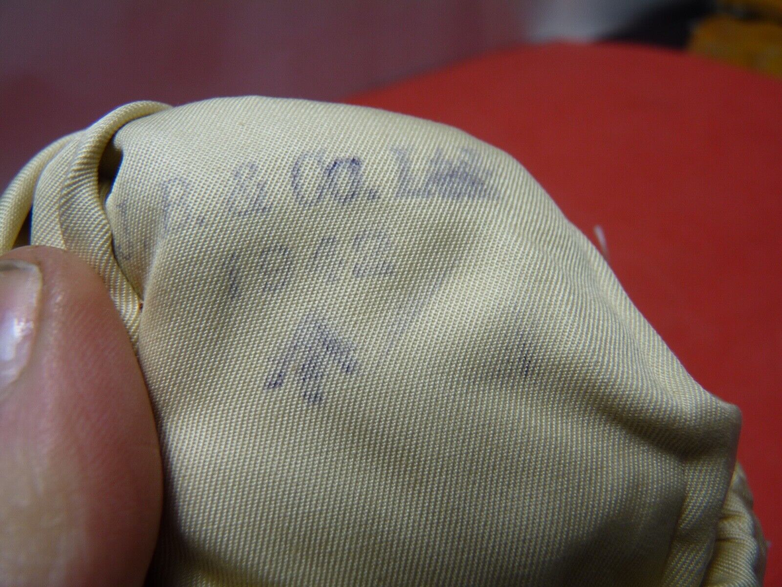 Original WW2 British Army Gunners Winter White Gloves - 1943 - The Militaria Shop