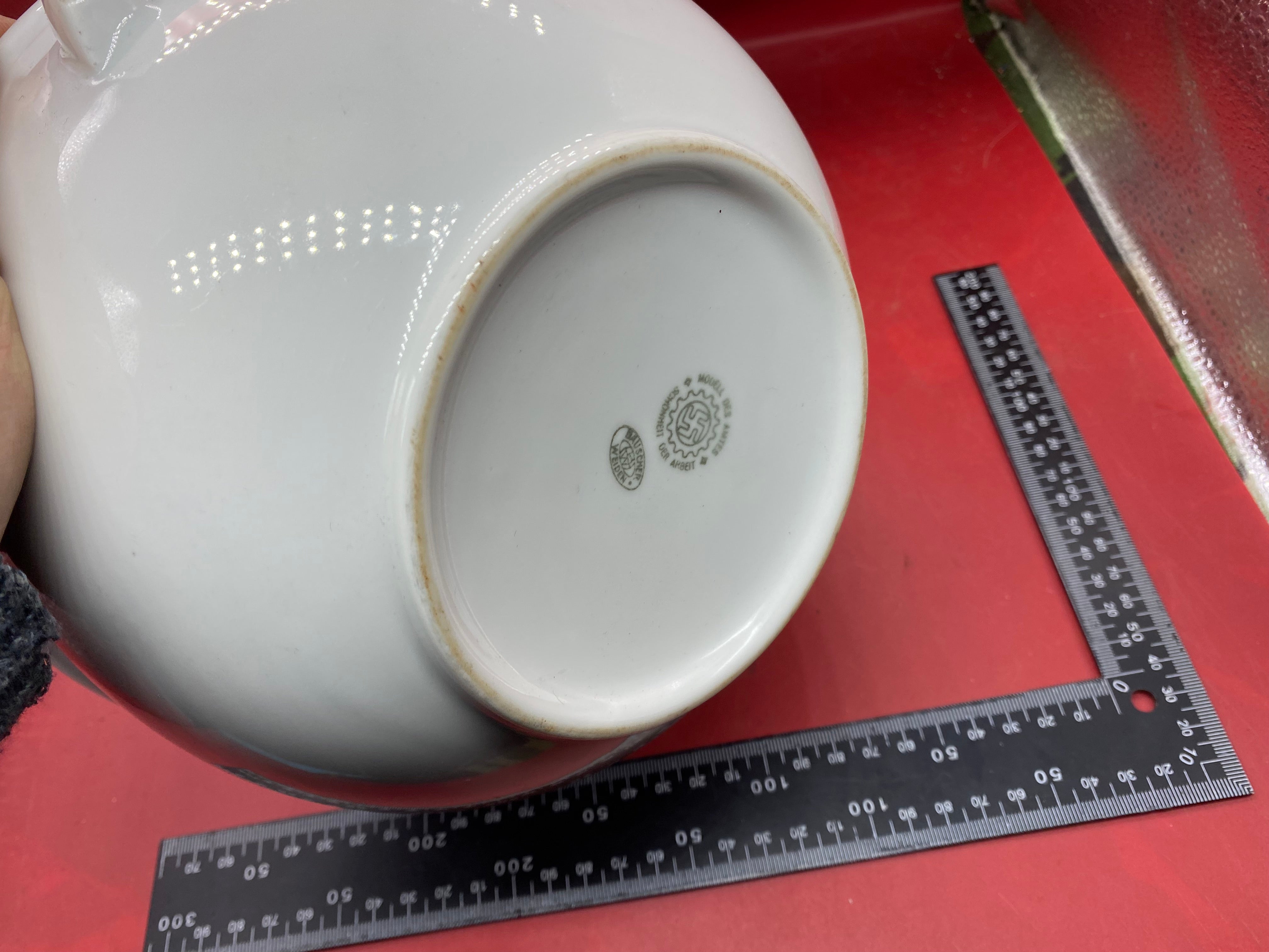 A WW2 German Large White Heavy Porcelain DAF Cooking / Serving Bowl. - The Militaria Shop