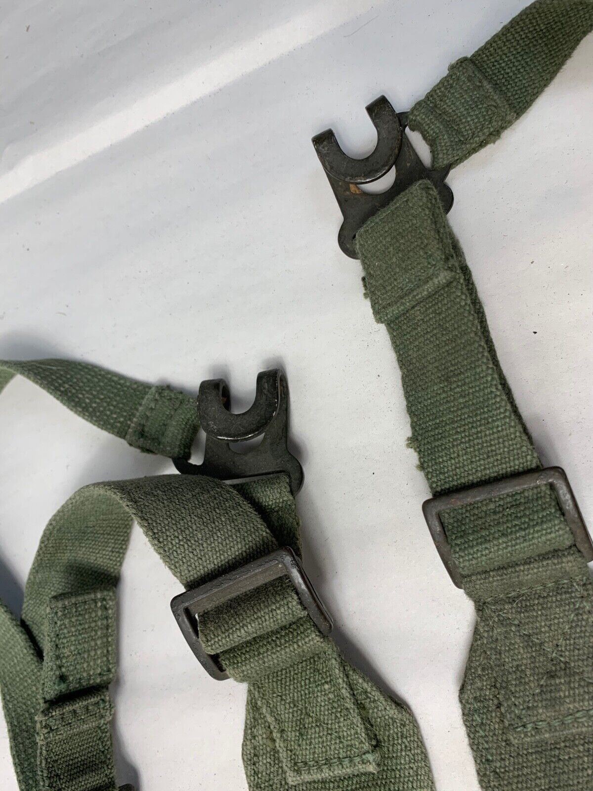 Original WW2 British Army 44 Pattern L Strap Pair - The Militaria Shop