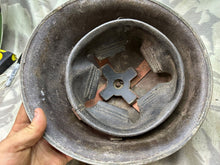 Charger l'image dans la galerie, Original WW2 Canadian / British Army Mk3 High Rivet Turtle Helmet & Liner - The Militaria Shop