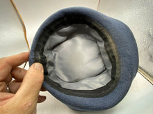 Charger l'image dans la galerie, Royal Air Force Female Officers Cap with Good Badge and Cap Band. Lovely item - The Militaria Shop