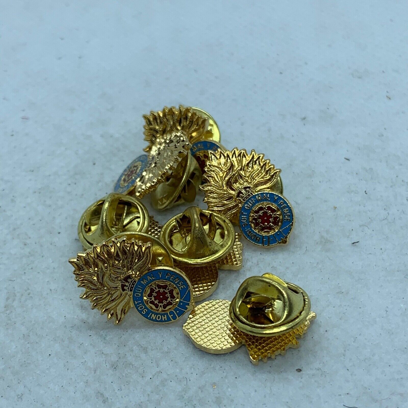 Royal Fusiliers - NEW British Army Military Cap/Tie/Lapel Pin Badge #132 - The Militaria Shop