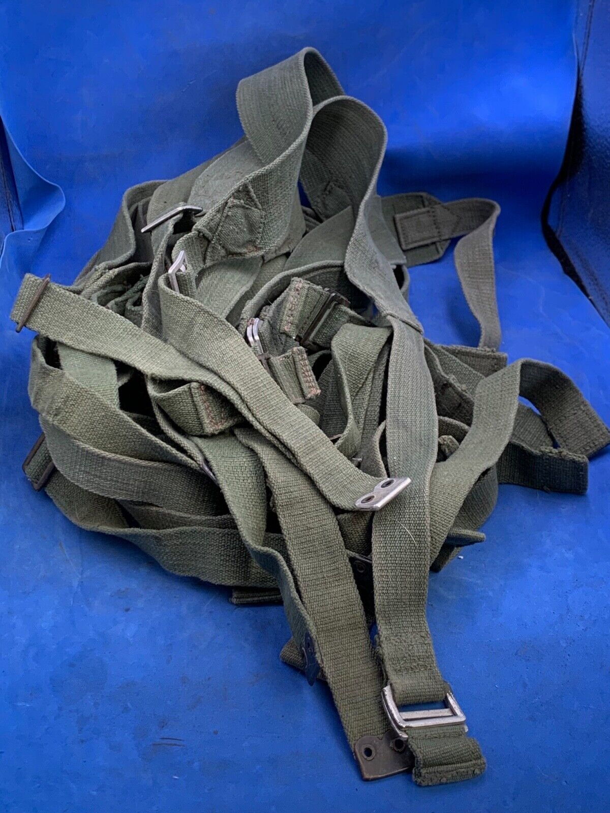 Original WW2 British Army 44 Pattern Shoulder Strap / Equipment Strap - The Militaria Shop