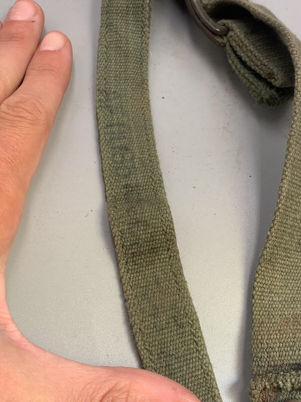 Original WW2 British Army 44 Pattern Shoulder Strap - 1945 Dated - The Militaria Shop