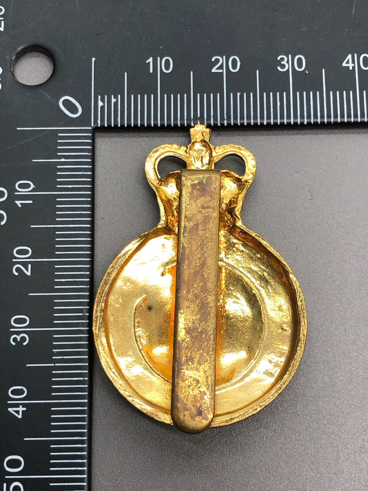 Genuine British Army 7th Queen's Own Hussars Cap Badge - The Militaria Shop