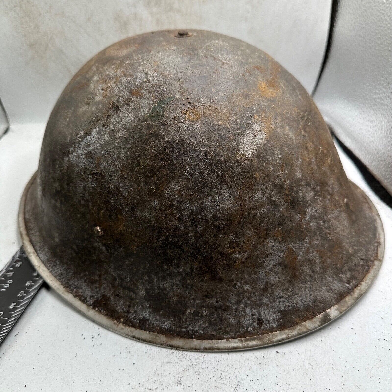 Mk3 Canadian / British Army Original WW2 Turtle Helmet High Rivet - The Militaria Shop