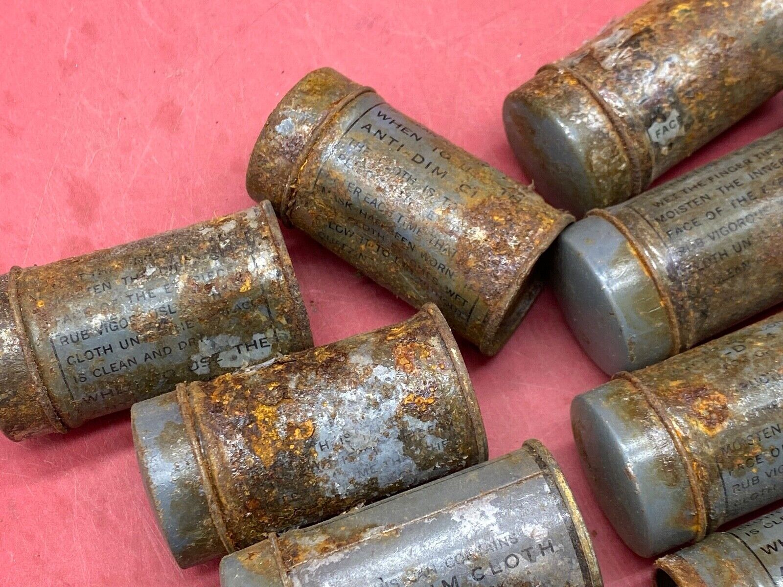 Original WW2 US Army Anti-Dim Cloth in Tin - One Per Purchase - Storage Worn - The Militaria Shop
