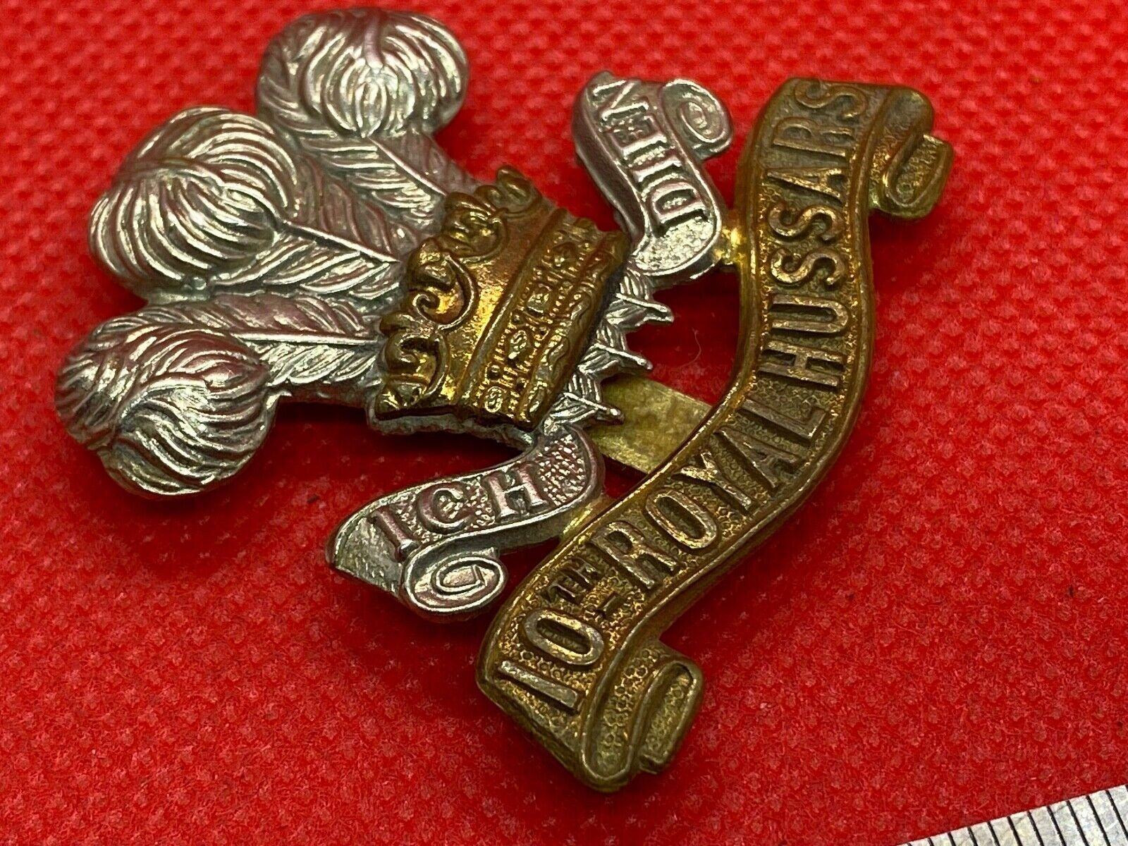 Original WW1 British Army 10th ROYAL HUSSARS Regiment Cap Badge - The Militaria Shop