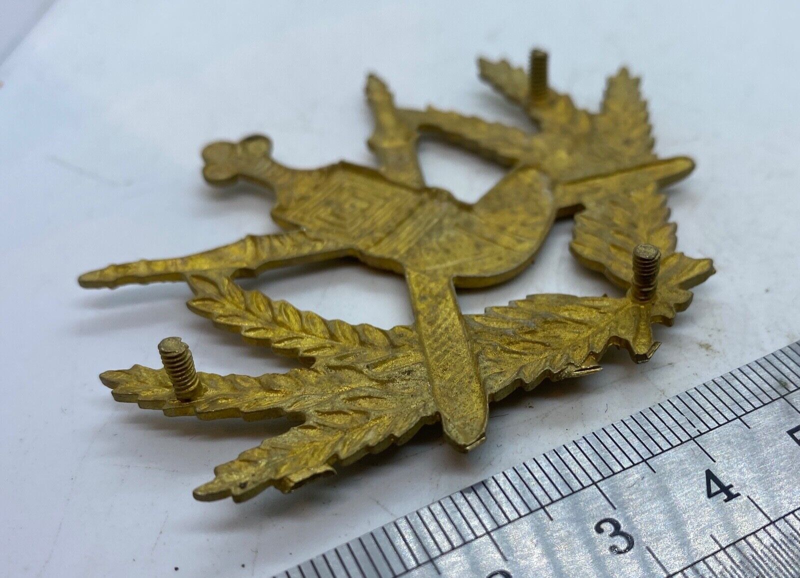 Large size gilt metal Royal Guard of Oman Bandsman's cross belt badge - The Militaria Shop