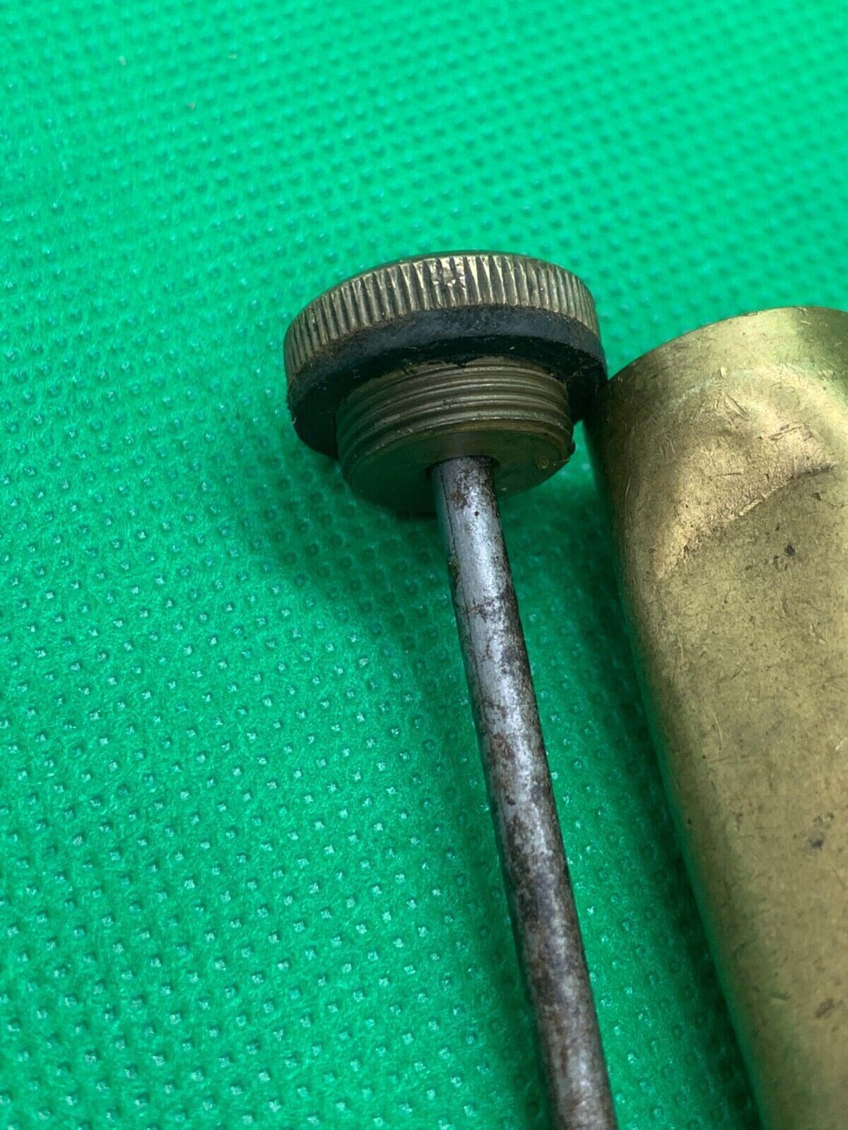 Original WW1 / WW2 British Army SMLE Lee Enfield Rifle Brass Oil Bottle - The Militaria Shop