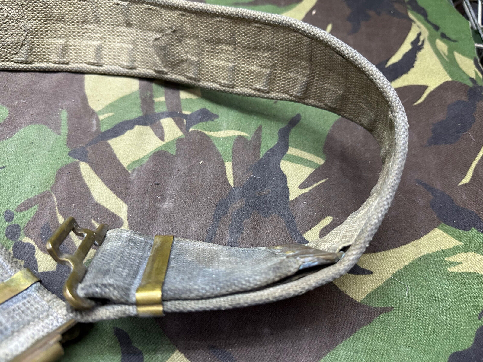 Original British Royal Air Force RAF Blue WW2 37 Pattern Belt - 38" Waist M - The Militaria Shop