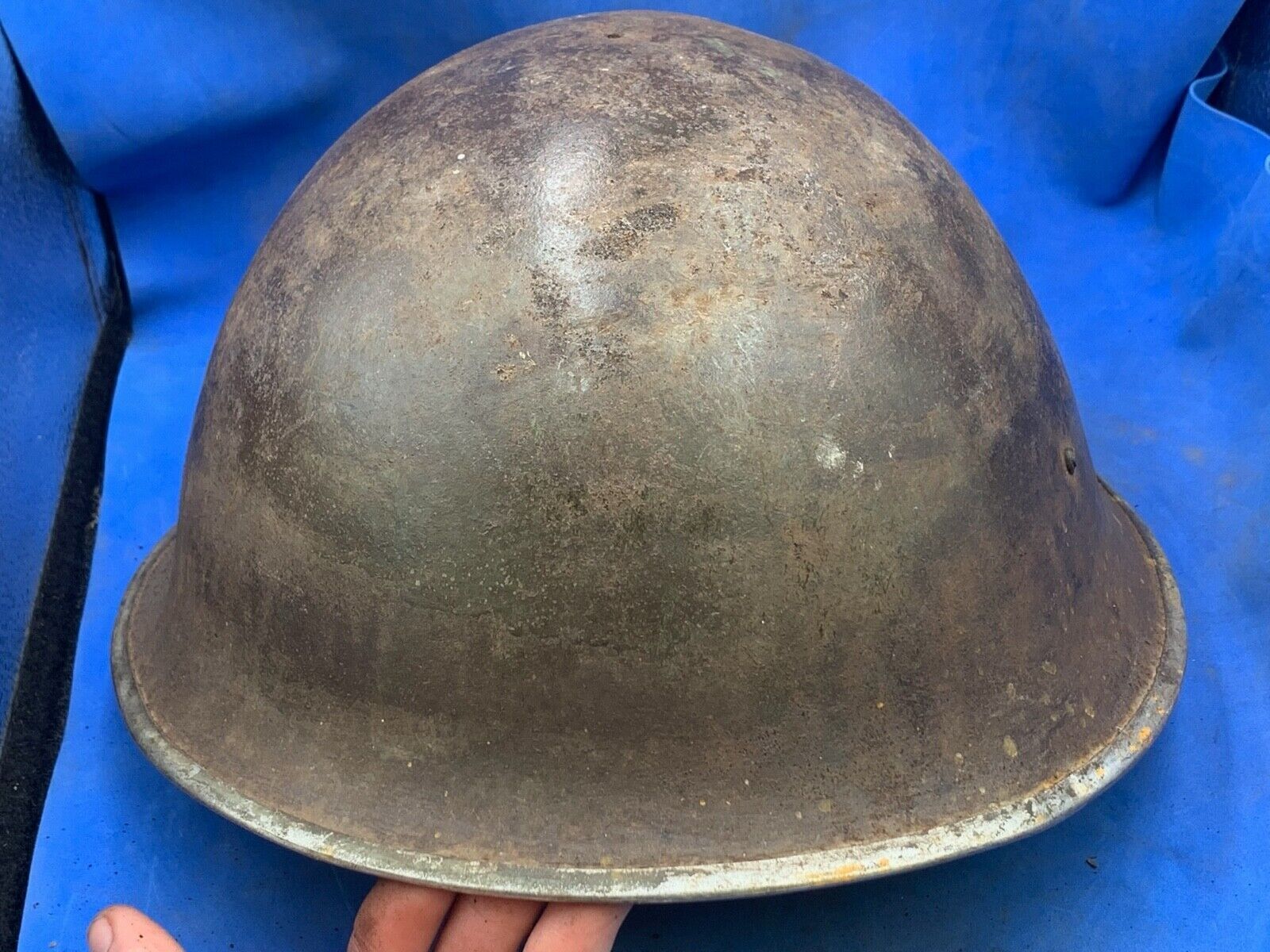 Original WW2 British Army / Canadian Army Mk3 Turtle Combat Helmet - The Militaria Shop