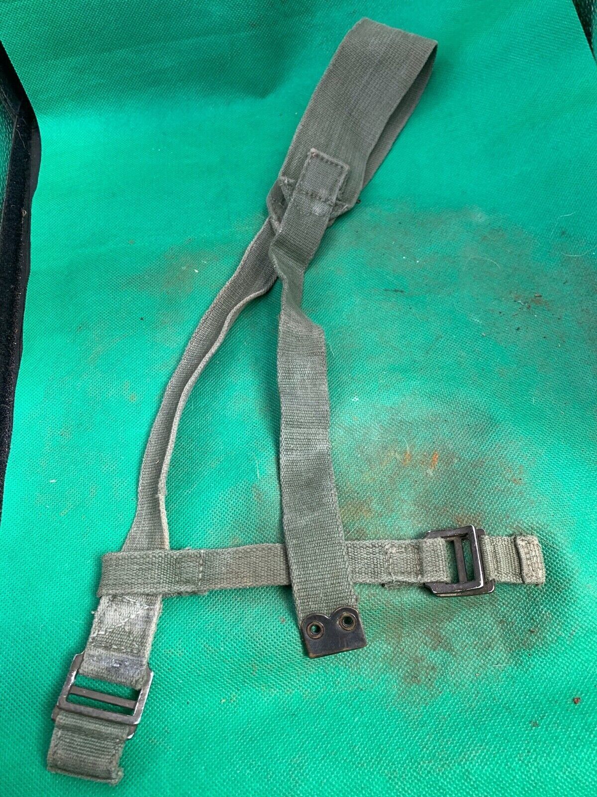 Original WW2 British Army 44 Pattern Shoulder Strap - The Militaria Shop