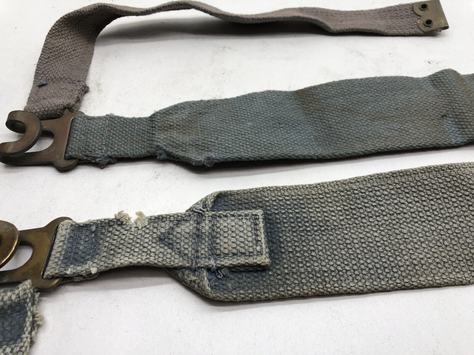Original WW2 British Royal Air Force Blue 37 Pattern L Strap Set - The Militaria Shop