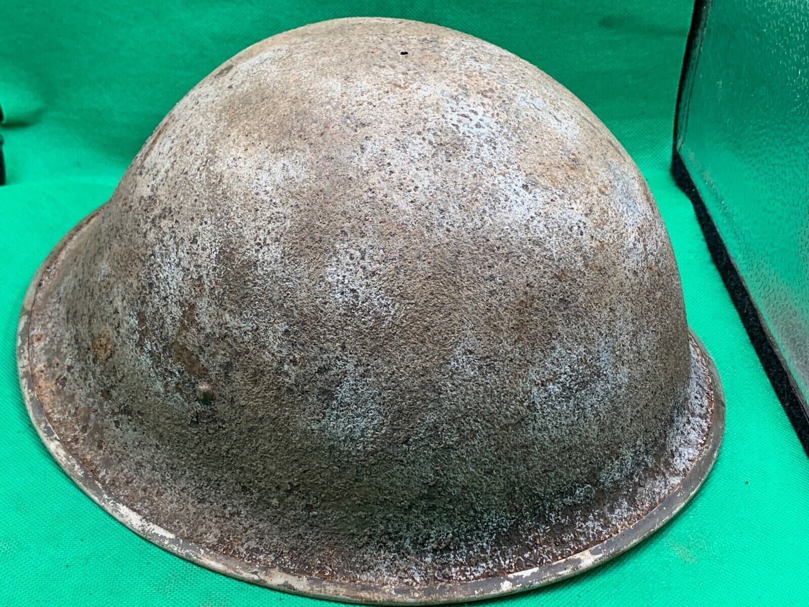 Genuine WW2 Canadian & British Army Helmet - Turtle Mk3 Helmet - The Militaria Shop