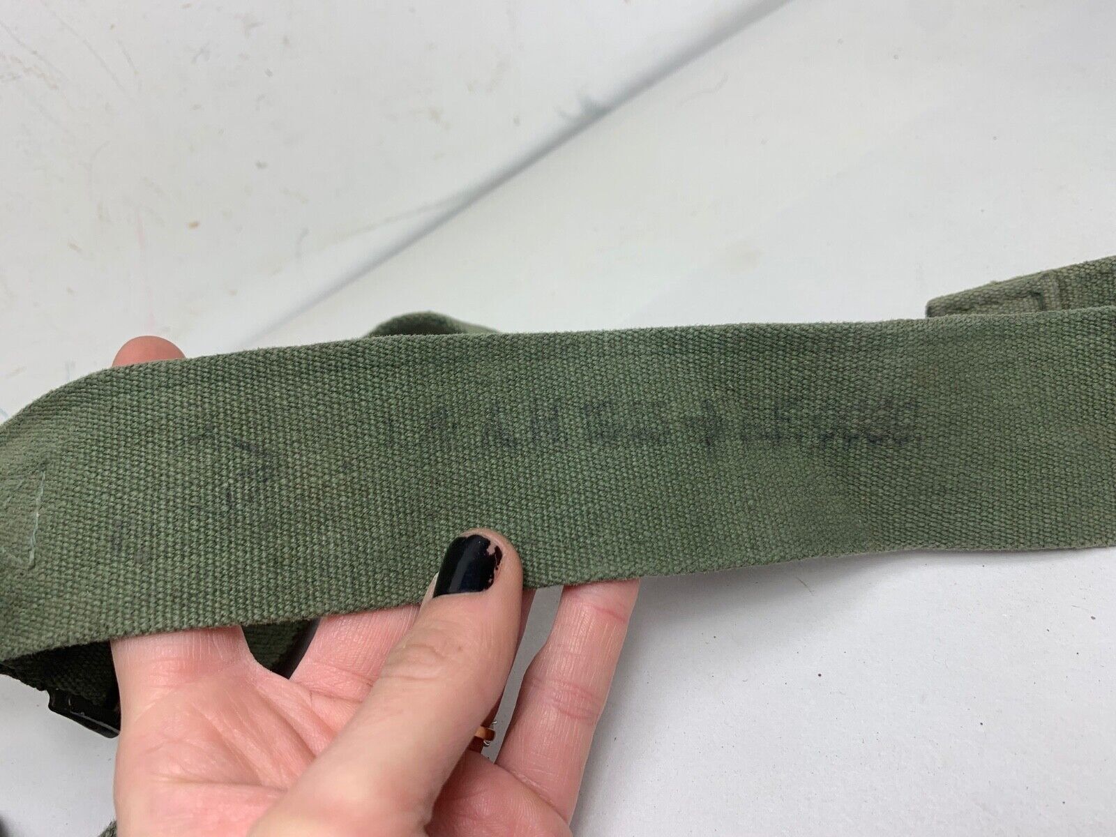 Original WW2 British Army 44 Pattern Shoulder Strap - 1945 Dated - The Militaria Shop