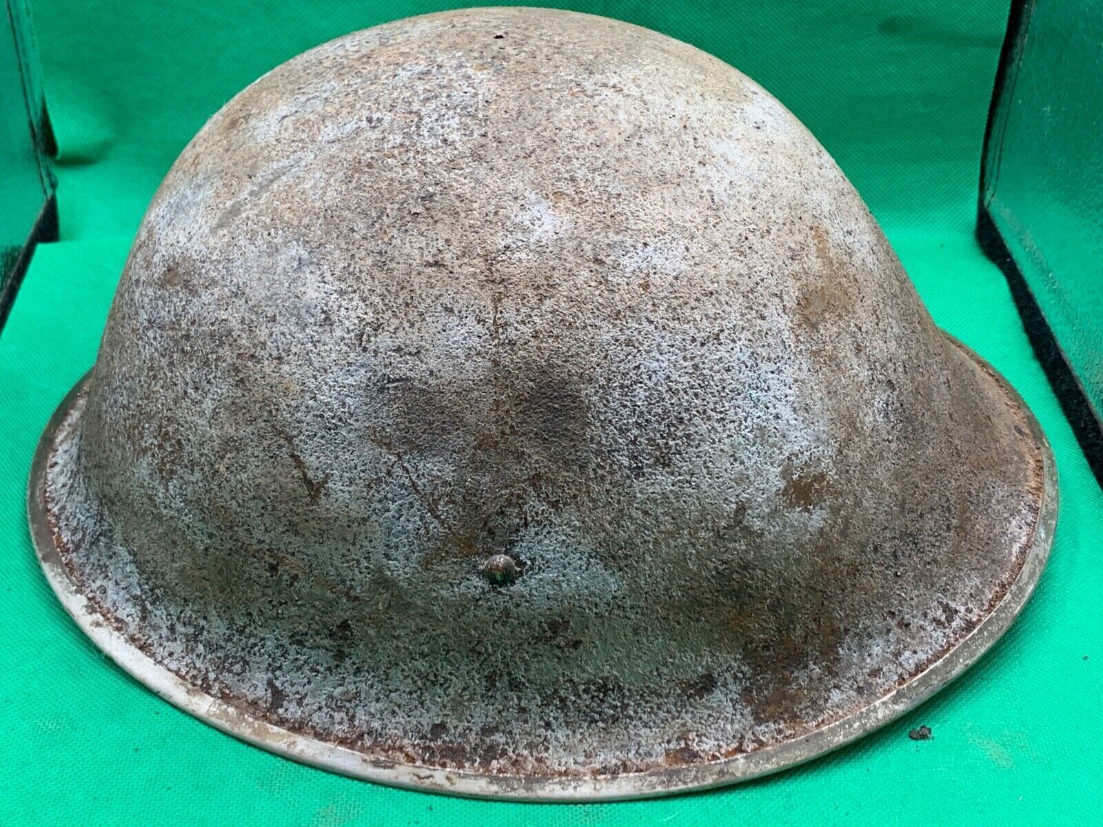 Genuine WW2 Canadian & British Army Helmet - Turtle Mk3 Helmet - The Militaria Shop