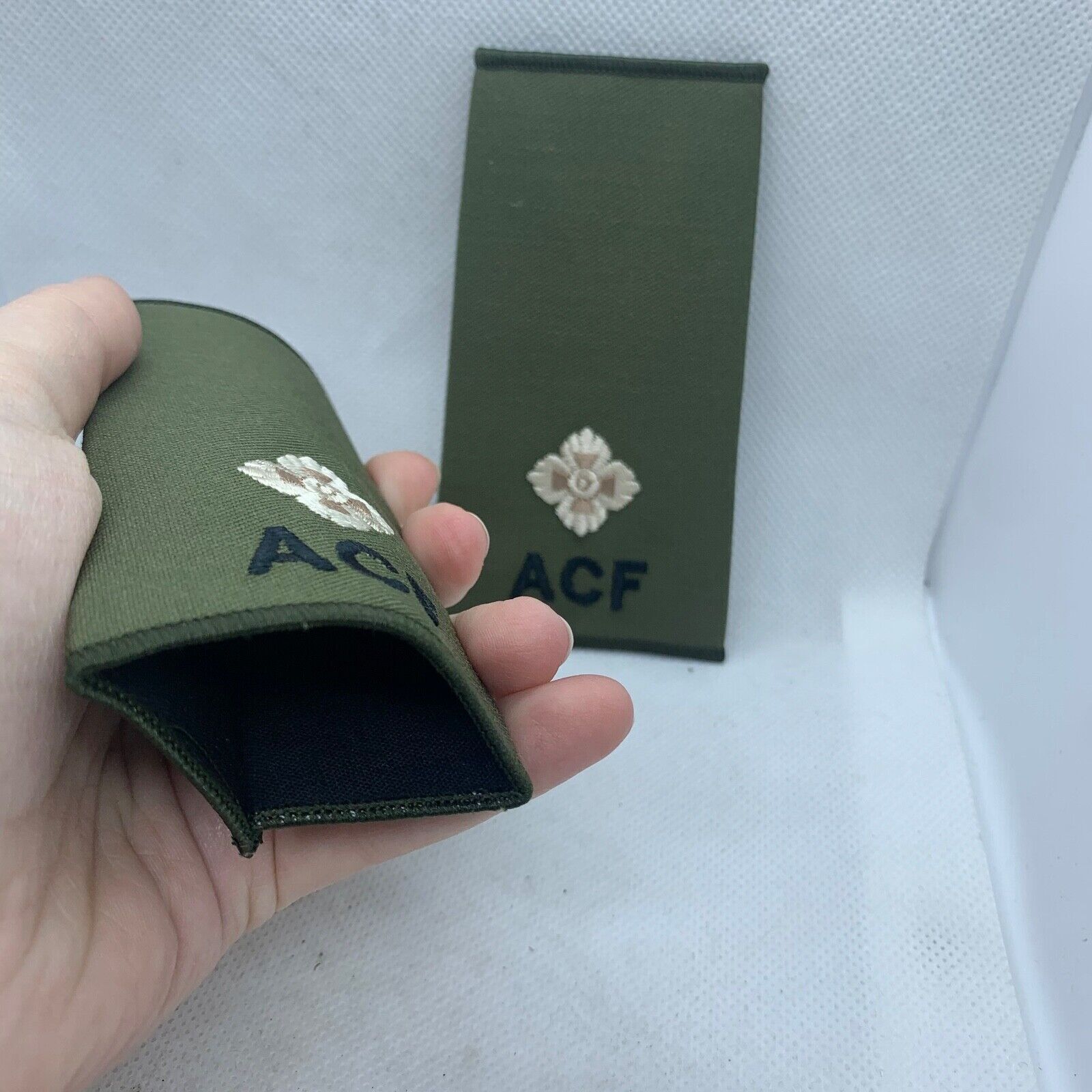 Cadet ACF OD Green Rank Slides / Epaulette Pair Genuine British Army - NEW - The Militaria Shop