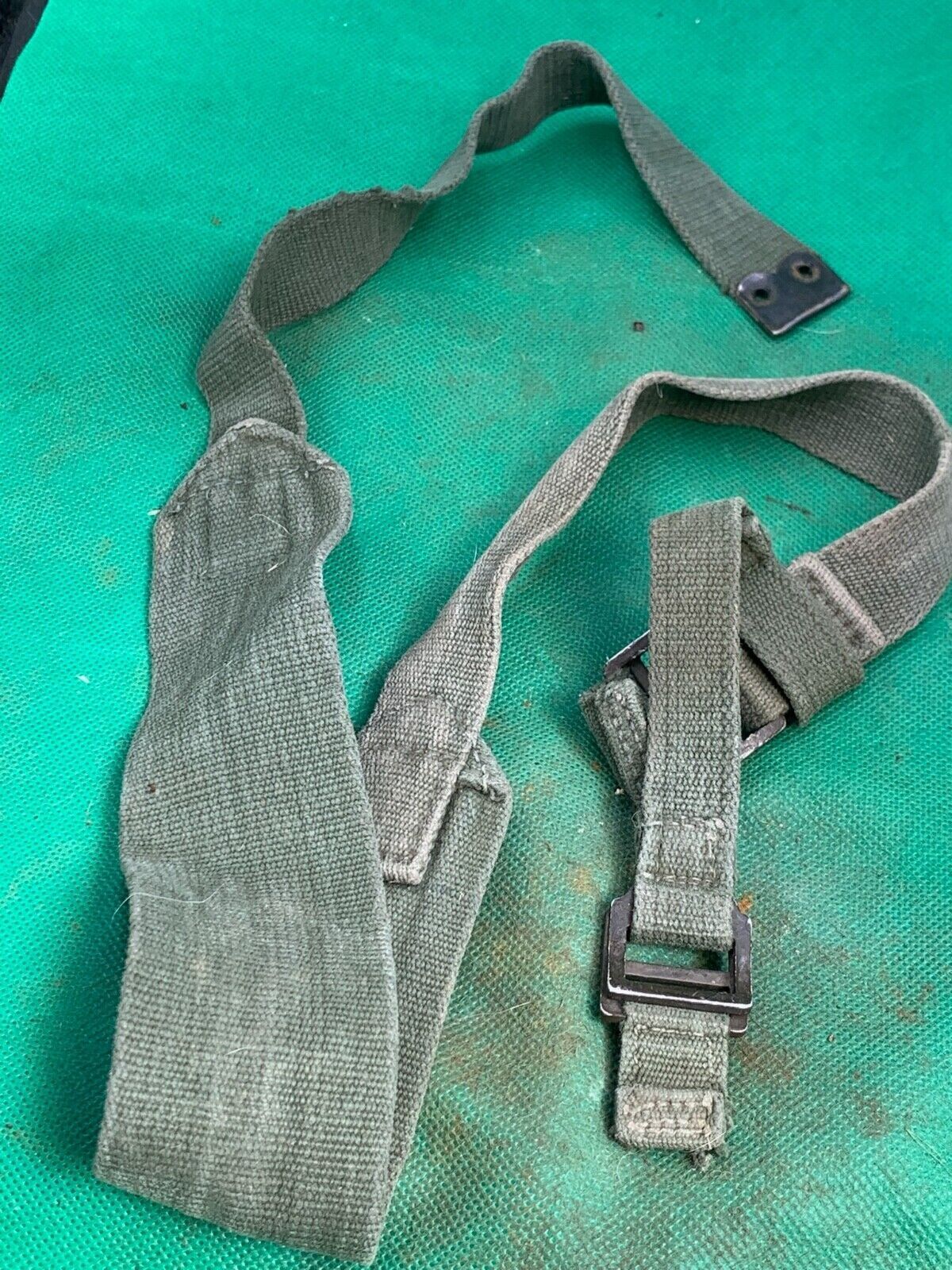 Original WW2 British Army 44 Pattern Shoulder Strap - The Militaria Shop