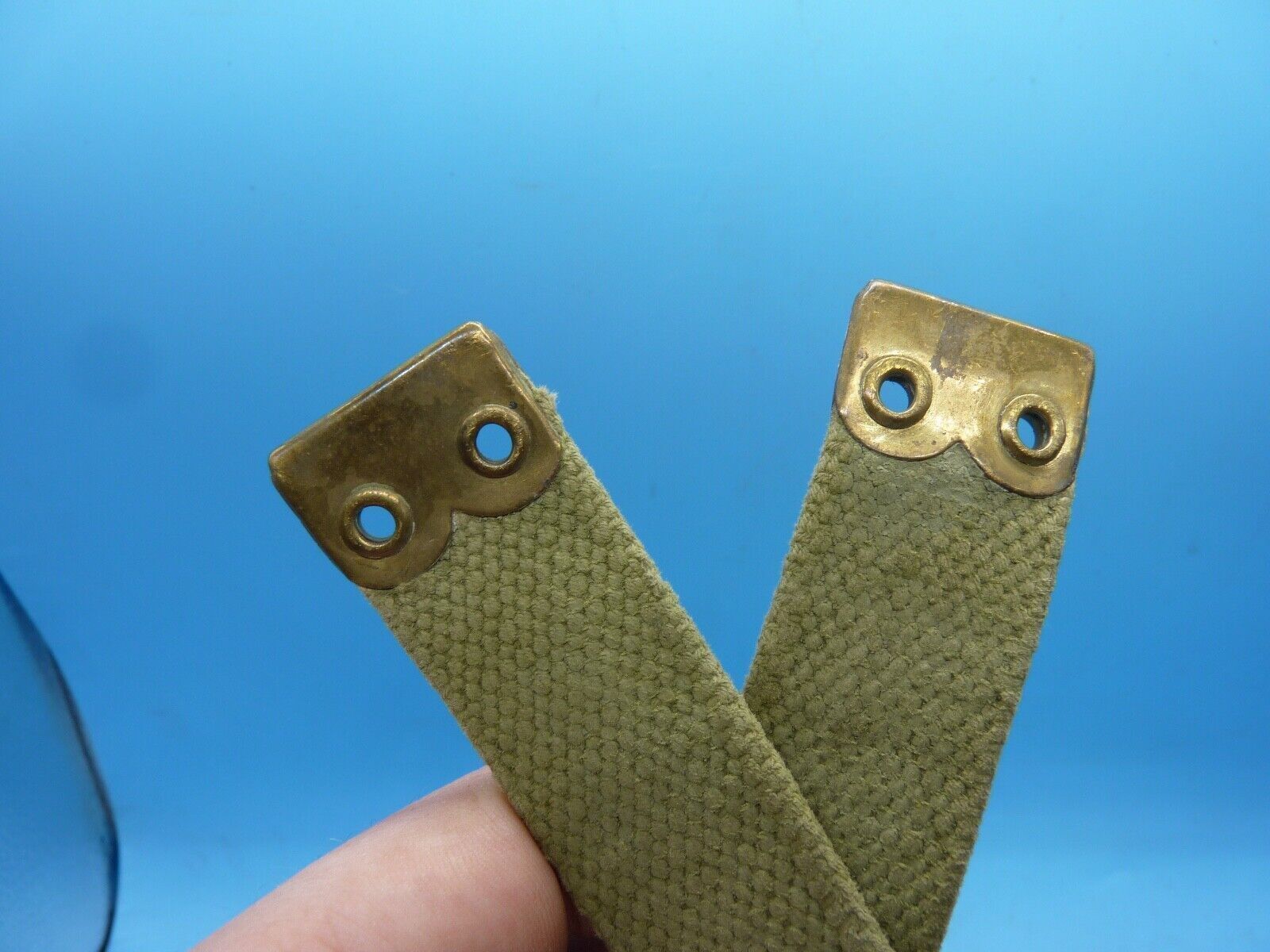 Original WW2 British Army 37 Pattern Canvass Shoulder Strap / Cross Strap - The Militaria Shop