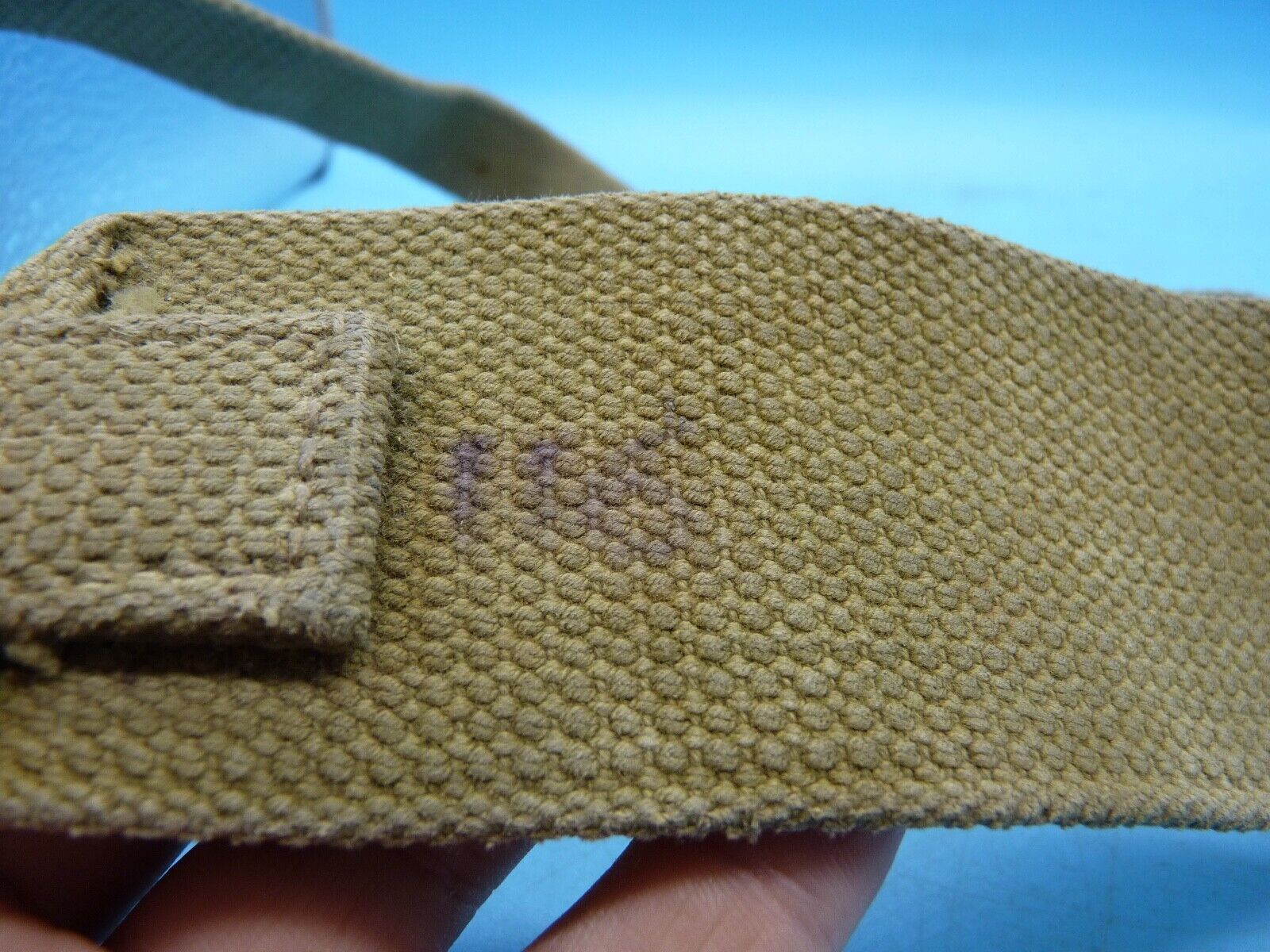 Original WW2 British Army 37 Pattern Canvass Shoulder Strap / Cross Strap - The Militaria Shop