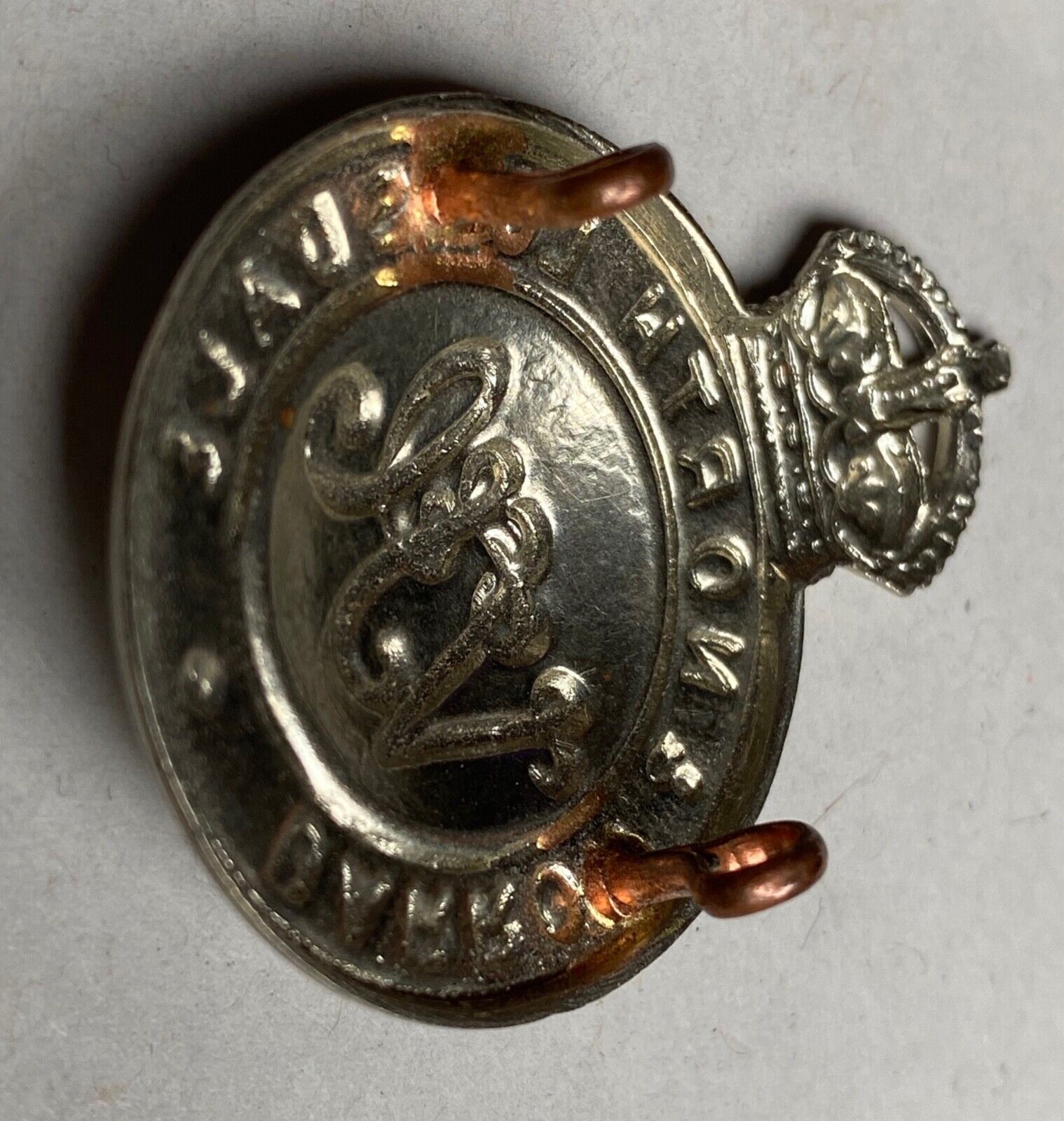 WW1 / WW2 British Army - Barrow and North Lonsdale white metal cap badge. - The Militaria Shop