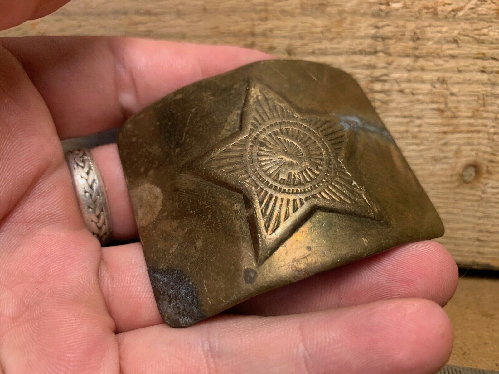 Genuine WW2 USSR Russian Soldiers Army Brass Belt Buckle - 121 - The Militaria Shop