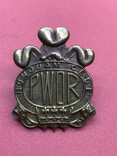Load image into Gallery viewer, Genuine Army Canadian Princess of Wales&#39;s Own Regiment Cap Badge - The Militaria Shop
