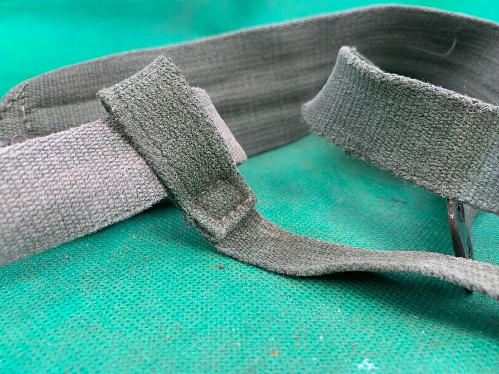 Original WW2 British Army 44 Pattern Shoulder Strap - The Militaria Shop