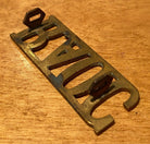 A nice WW1 British Army " RAOC " ROYAL ARMY ORDNANCE CORPS brass shoul - The Militaria Shop