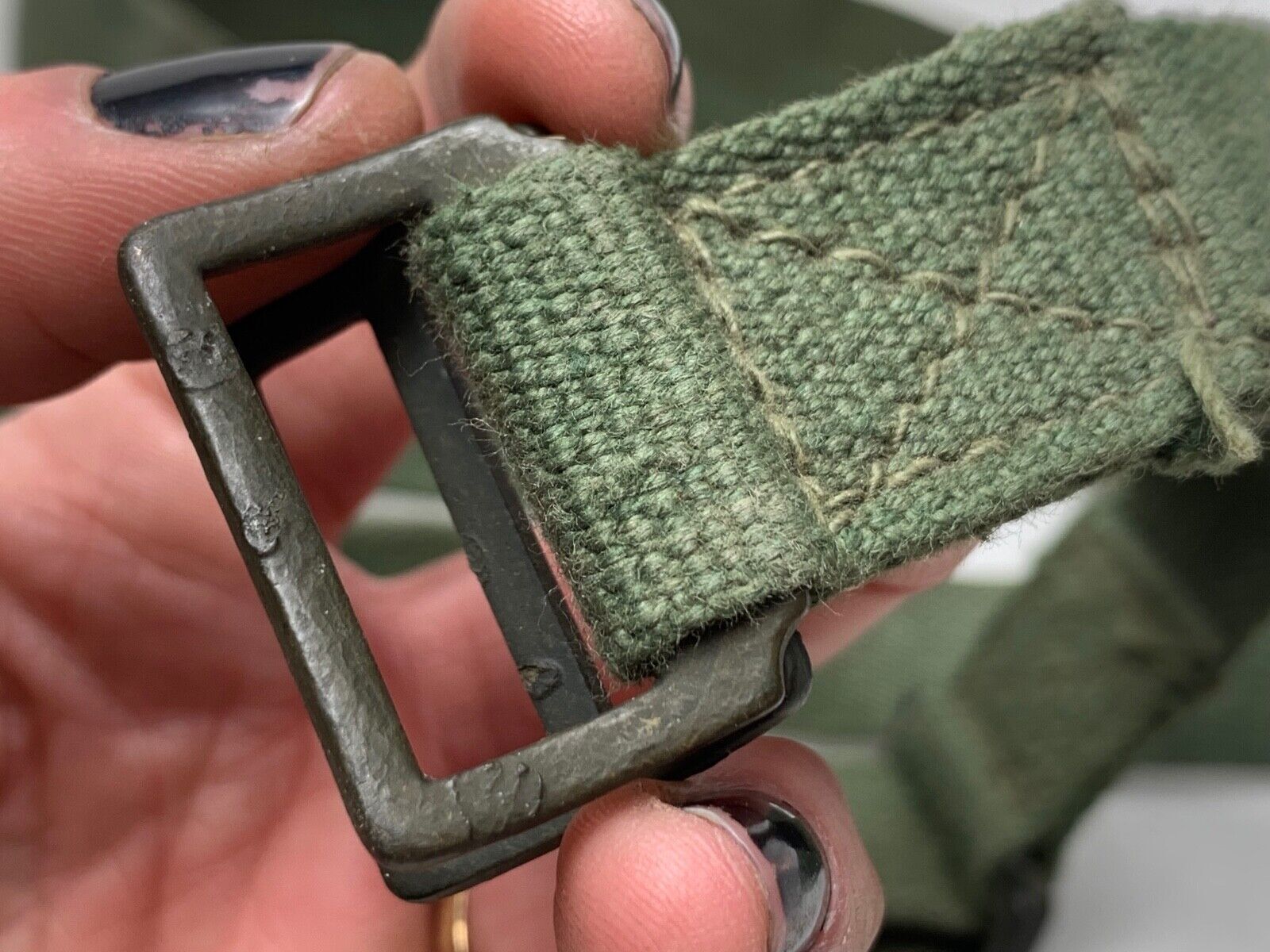 Original WW2 British Army 44 Pattern Shoulder Strap - 1945 Dated - The Militaria Shop