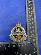 Load image into Gallery viewer, British Army Cap Badge - East Lancashire Regiment Kings Crown - The Militaria Shop
