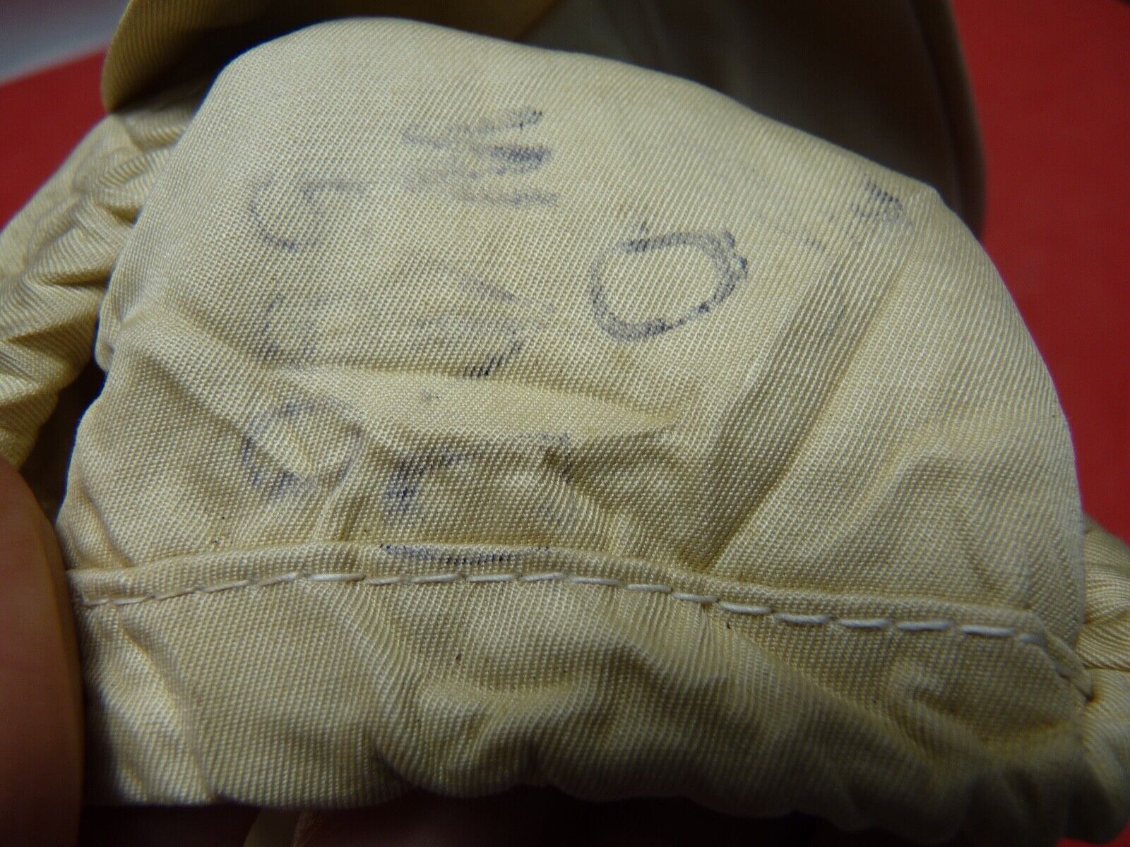 Original WW2 British Army Gunners Winter White Gloves - 1942 - The Militaria Shop
