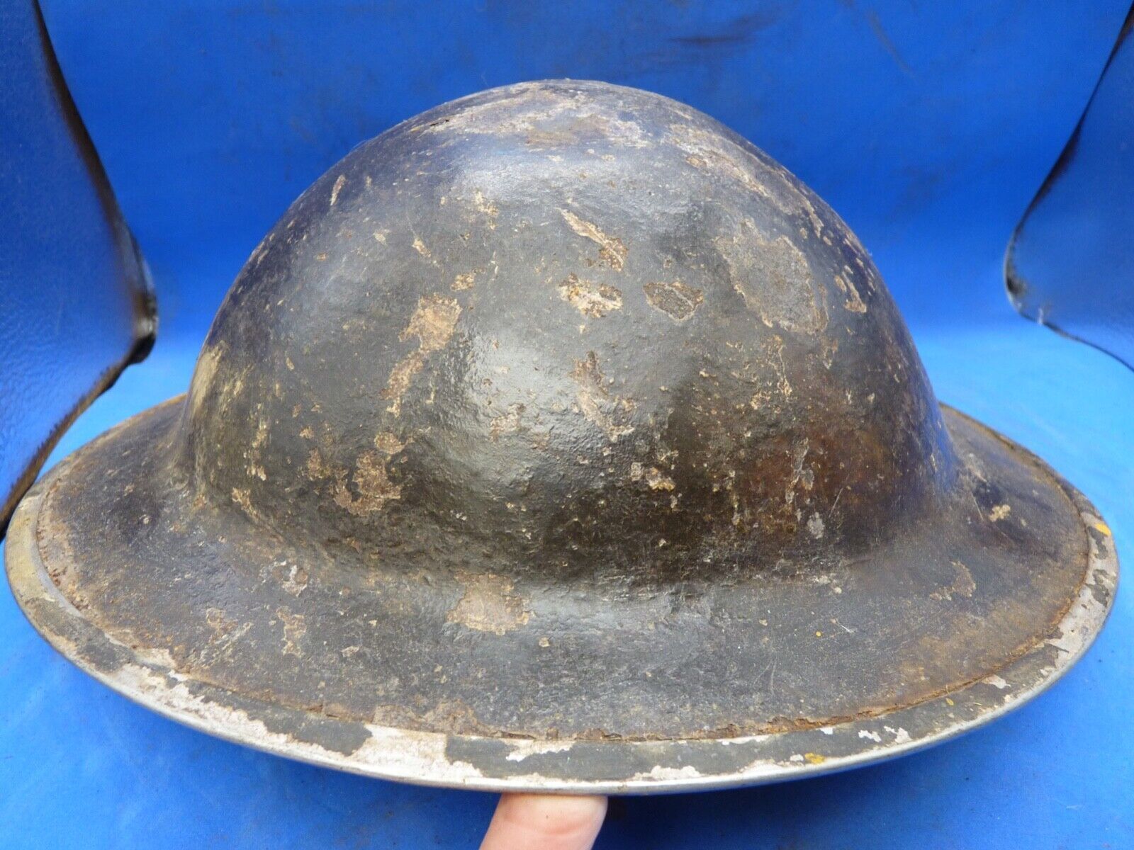 Original WW2 South African Army Mk2 Brodie Helmet - British Style Combat Helmet - The Militaria Shop