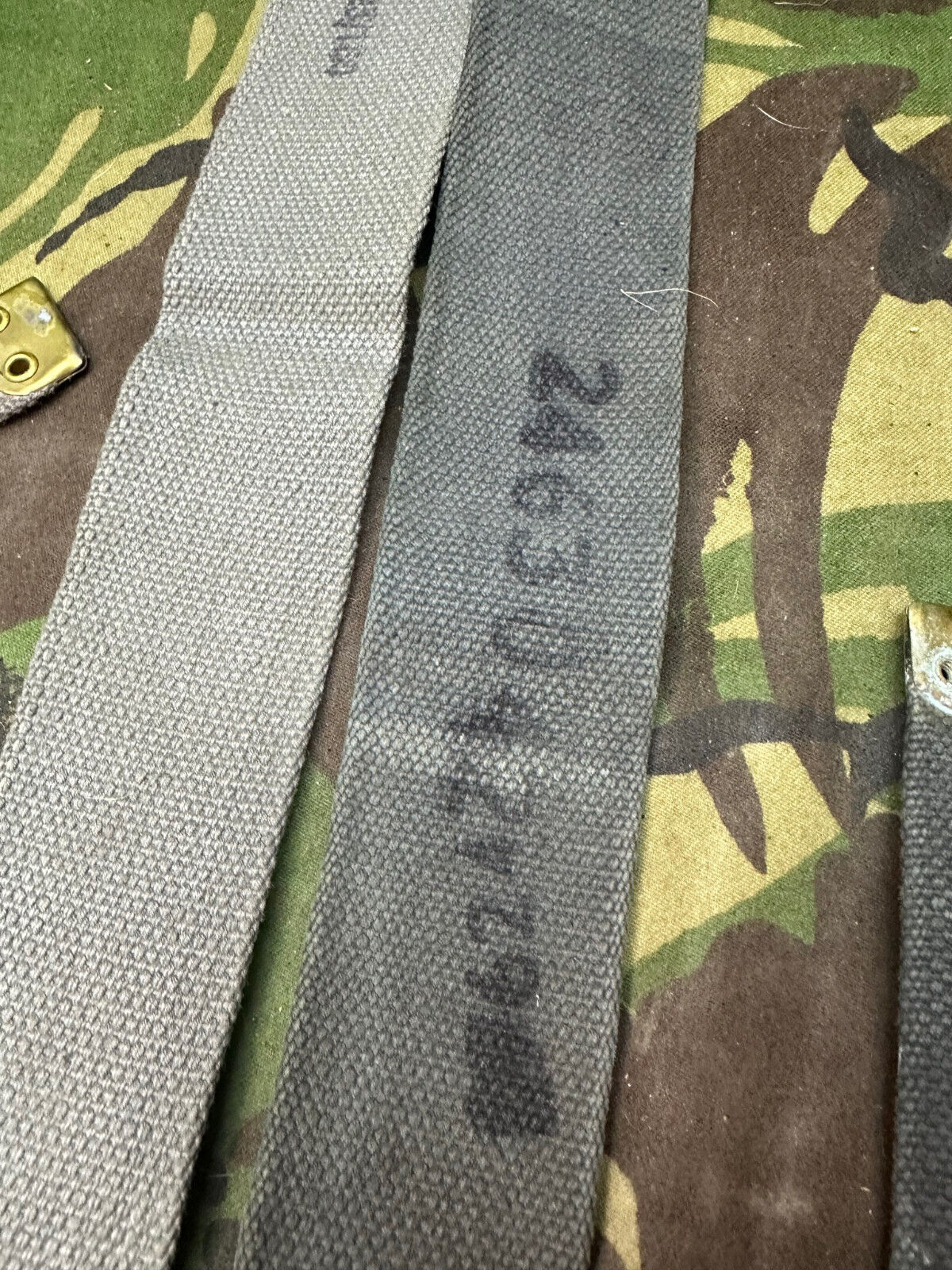 Original British Royal Air Force RAF Blue L Strap Pair - WW2 37 Pattern - The Militaria Shop