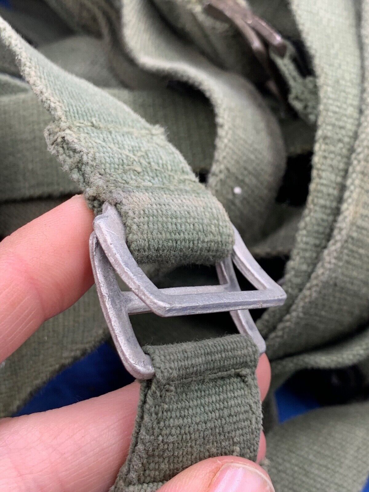 Original WW2 British Army 44 Pattern Shoulder Strap / Equipment Strap - The Militaria Shop