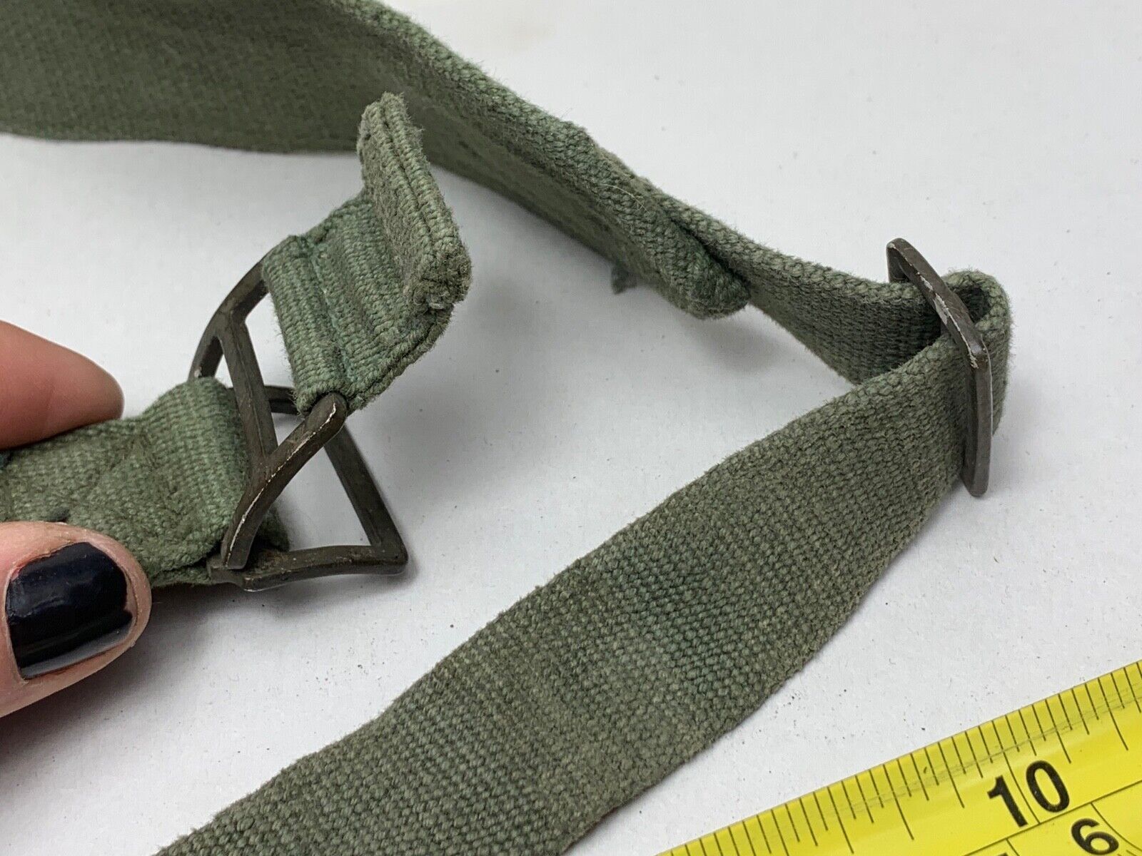 Original WW2 British Army 44 Pattern Shoulder Strap - 1945 Dated - The Militaria Shop