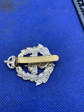 Load image into Gallery viewer, British Army Cap Badge - East Lancashire Regiment Kings Crown - The Militaria Shop

