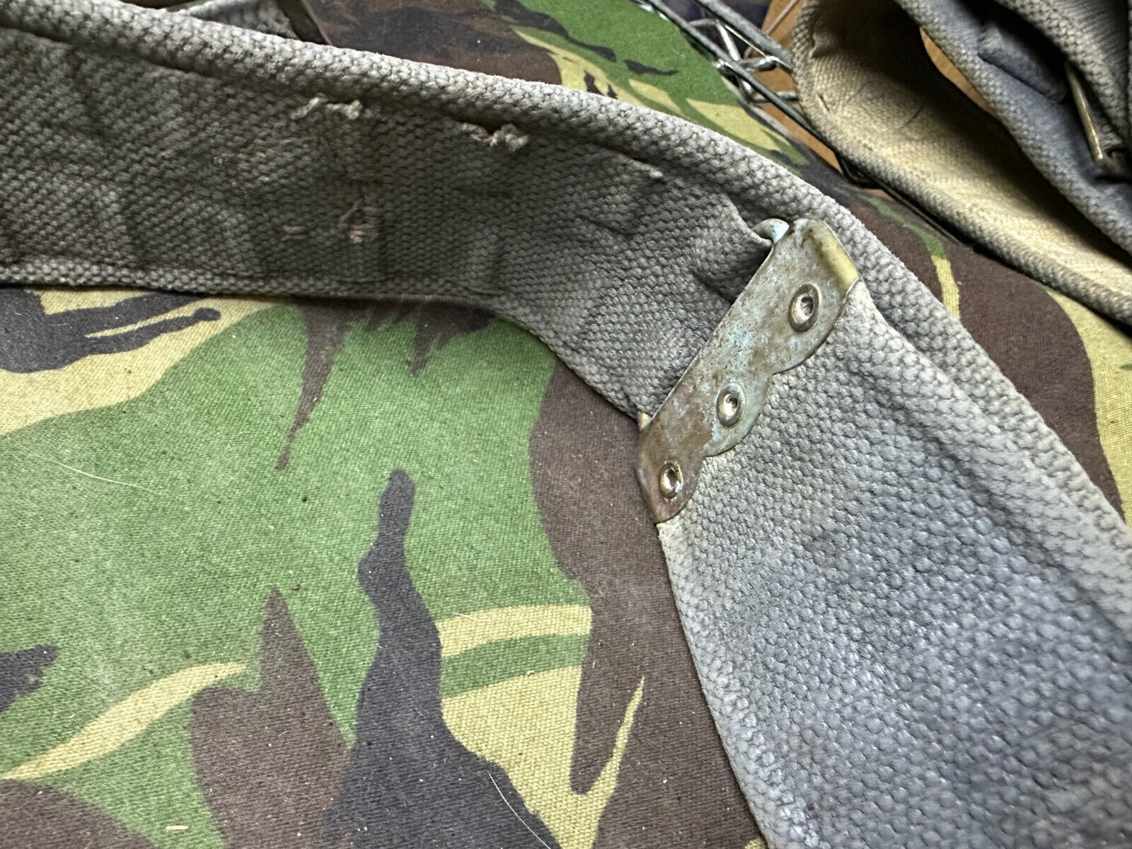 Original British Royal Air Force RAF Blue WW2 37 Pattern Belt - 38" Waist M - The Militaria Shop