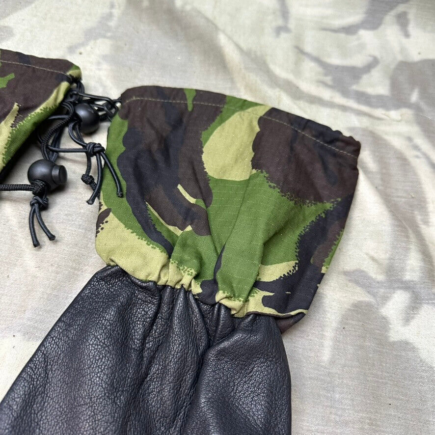 Genuine British Army Woodland DPM Extreme Cold Inner Mitten Gloves - MEDIUM - The Militaria Shop