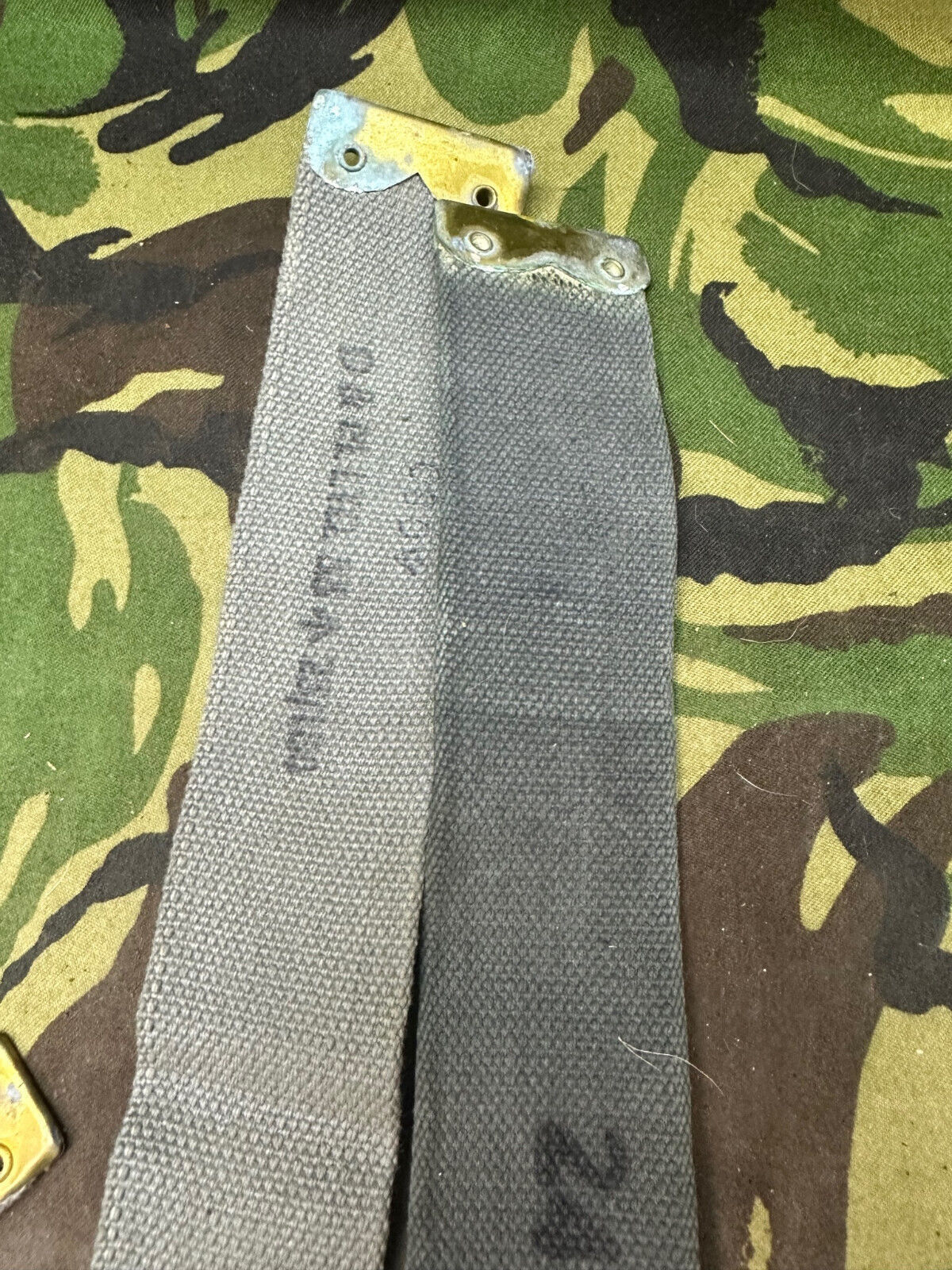 Original British Royal Air Force RAF Blue L Strap Pair - WW2 37 Pattern - The Militaria Shop