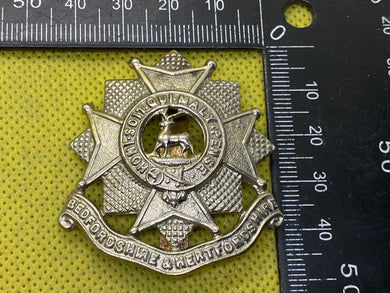 British Army Bedfordshire and Hertfordshire Cap Badge. Maker Marked - The Militaria Shop