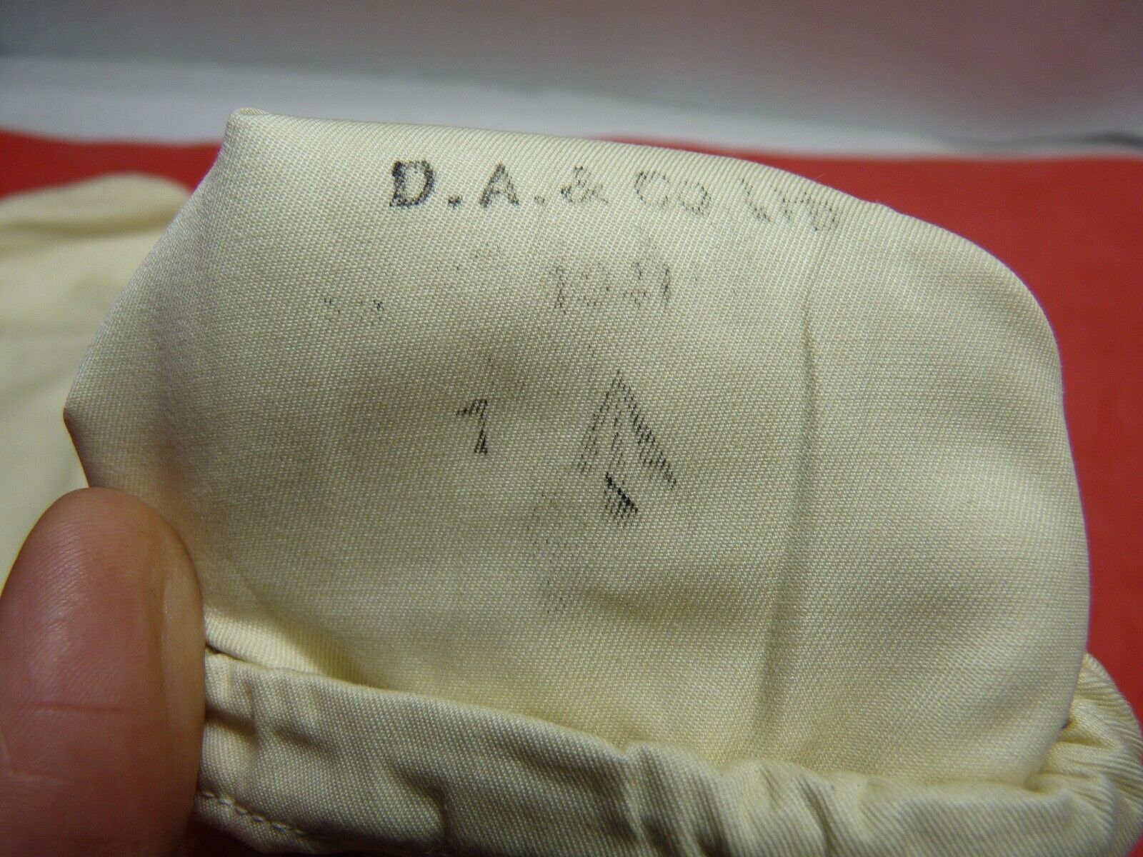 Original WW2 British Army Gunners Winter White Gloves - Dated 1941 - The Militaria Shop