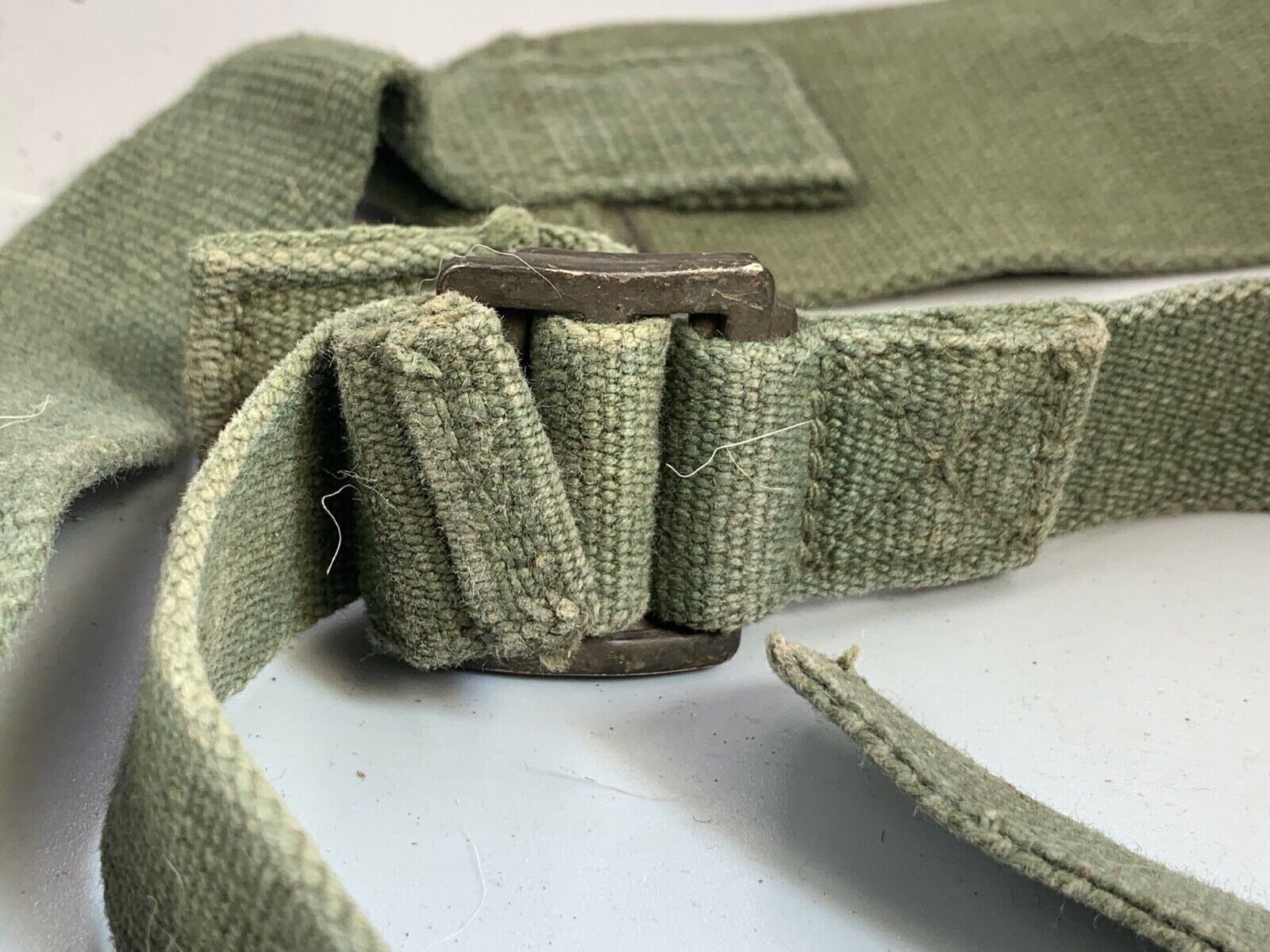 Original WW2 British Army 44 Pattern Shoulder Strap - The Militaria Shop