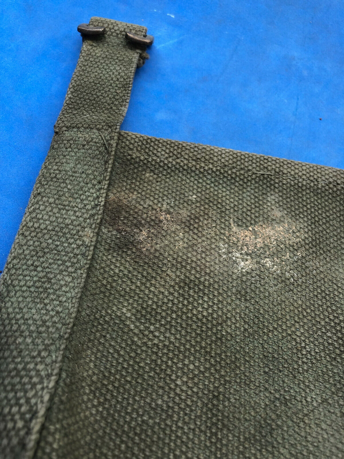 WW2 British Army 37 Pattern Webbing Water Bottle Carrier Harness - 1944 Dated - The Militaria Shop