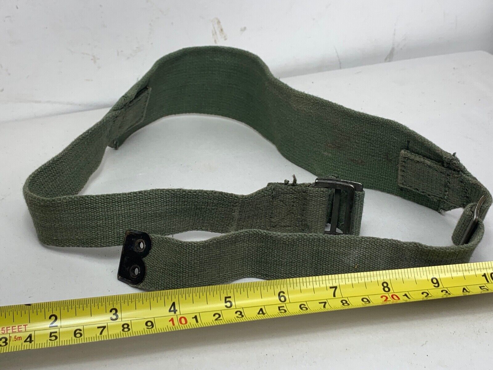 Original WW2 British Army 44 Pattern Shoulder Strap - 1945 Dated - The Militaria Shop