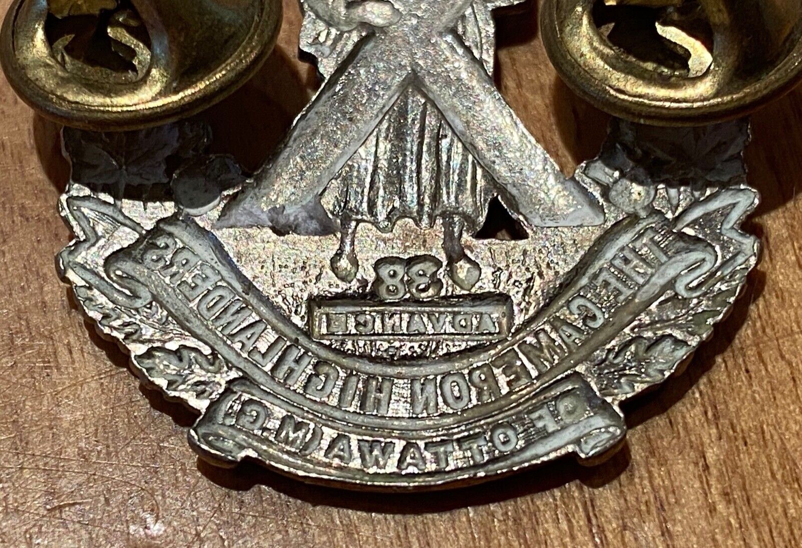WW2 Onwards Canadian Army The Cameron Highlanders of Ottawa collar badge - The Militaria Shop