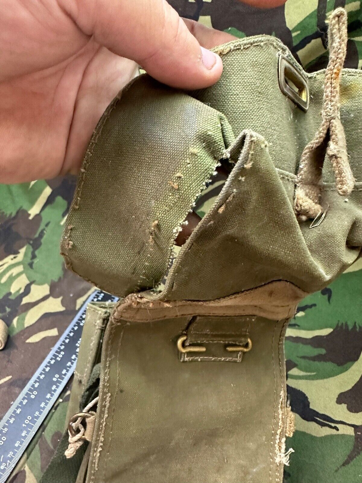 Original WW2 British Army Soldiers Assault Gas Mask Bag - The Militaria Shop