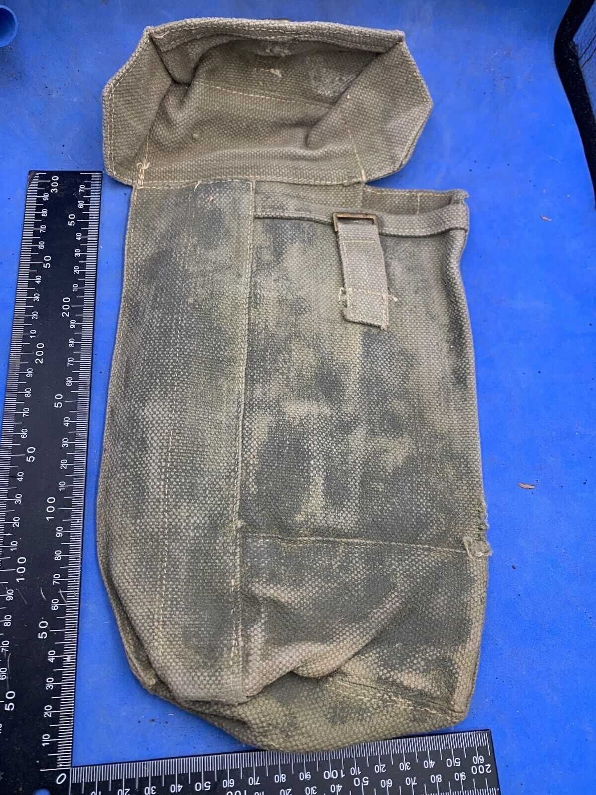 Original British Army 37 Pattern Bren Pouch - WW2 Pattern - The Militaria Shop