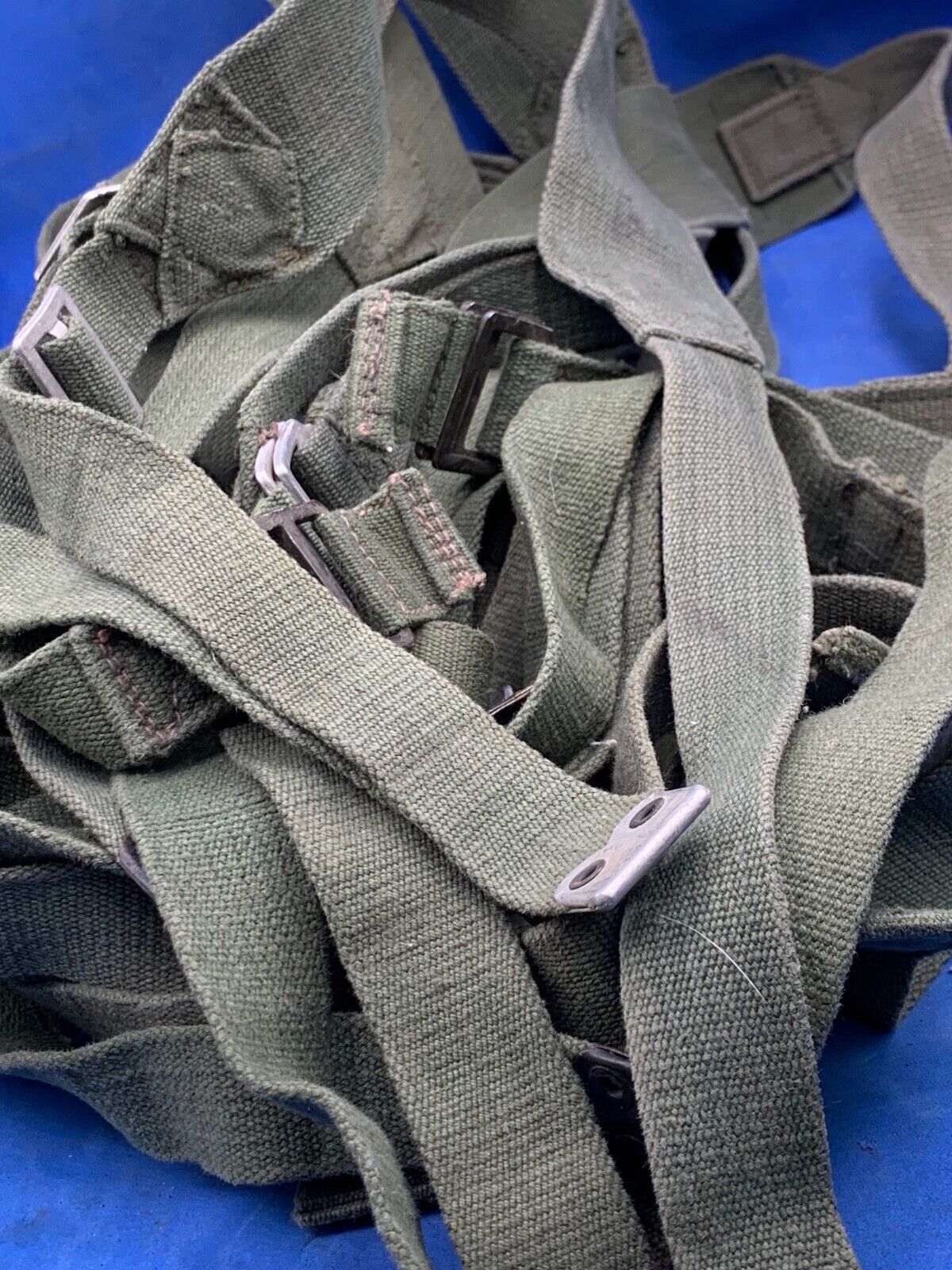 Original WW2 British Army 44 Pattern Shoulder Strap / Equipment Strap - The Militaria Shop